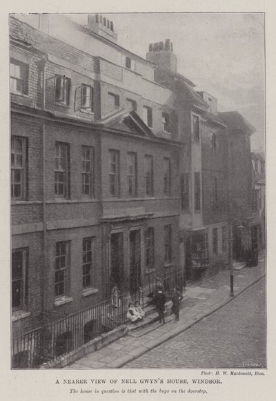 Lähikuva Nell Gwynn Housesta, Windsorista tekijältä English Photographer