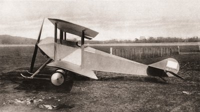 Sopwith Tabloid, yksipaikkainen partiotraktori kaksitaso, jota käytettiin ensimmäisen maailmansodan aikana, The Illustrated War News, 1915 tekijältä English Photographer