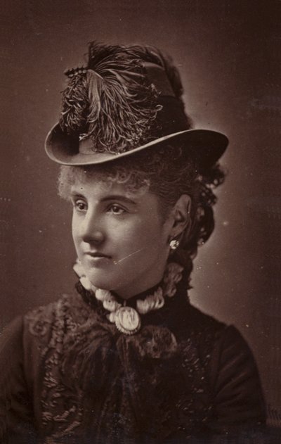 Adelaide Neilson tekijältä English Photographer