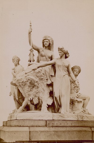 Albert Memorial, South Kensington, Lontoo tekijältä English Photographer