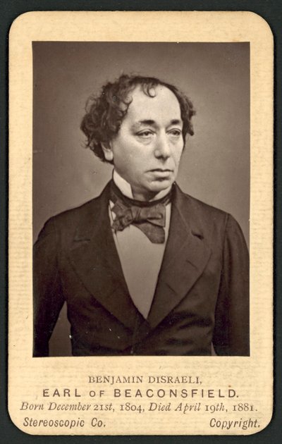 Benjamin Disraeli, Earl of Beaconsfield, muistovalokuvakortti (m/w kuva) tekijältä English Photographer