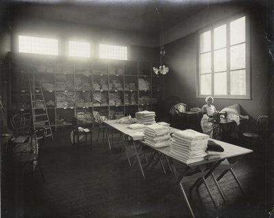 British Red Cross Society, Duchess of Westminsters Hospital tekijältä English Photographer