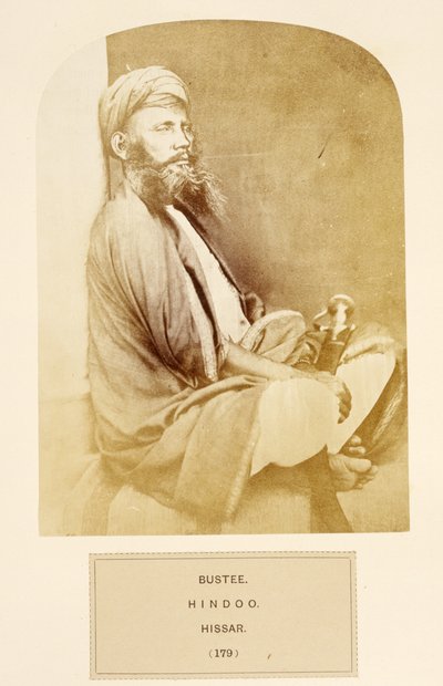 Bustee, Hindu, Hissar, J. Forbes Watsonin teoksesta The People of India, julkaistu 1868 (albumiprintti) tekijältä English Photographer