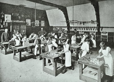 Puusepänluokka, 1896 tekijältä English Photographer