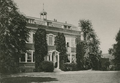 Charles Dickensin talo, Gadshill tekijältä English Photographer