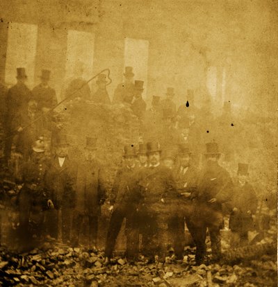 Charles Santley esiintyy Her Majestys Theatressa Lontoossa tekijältä English Photographer