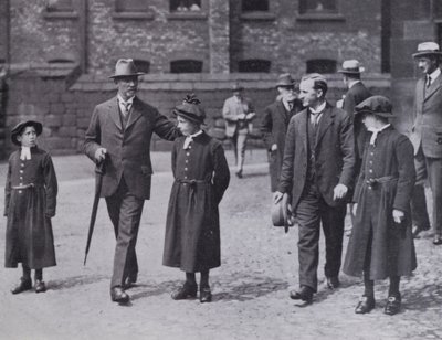 Chethamin sairaala ja kirjasto, Manchester: Kenraali Smutsin vierailu, 7. heinäkuuta 1919 (m/v kuva) tekijältä English Photographer