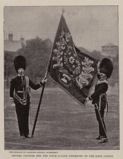 Eversti Fludyer ja State Color esitettiin Scots Guardille tekijältä English Photographer