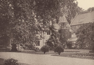 Pyhän sydämen luostari, Roehampton: Terassin itäpääty ja retriittitalo (s/w-kuva). tekijältä English Photographer