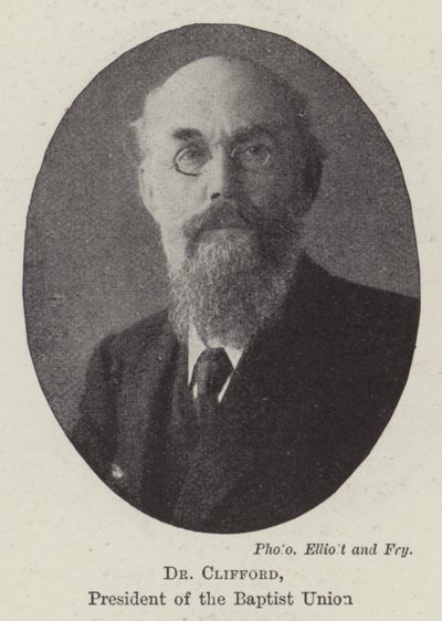 Tri Clifford, baptistiliiton puheenjohtaja tekijältä English Photographer