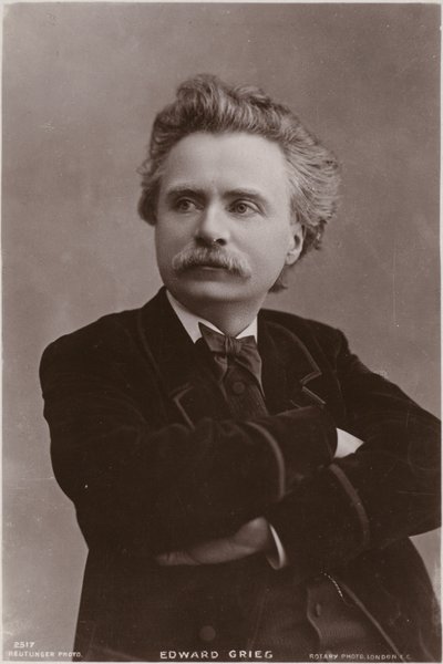 Edvard Grieg tekijältä English Photographer