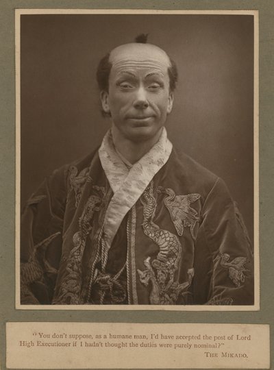 George Grossmith Ko-Kona elokuvassa The Mikado tekijältä English Photographer