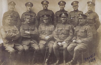 Ryhmä englantilaisia sotilaita, WW1, Ranska 1917 (b/w kuva) tekijältä English Photographer