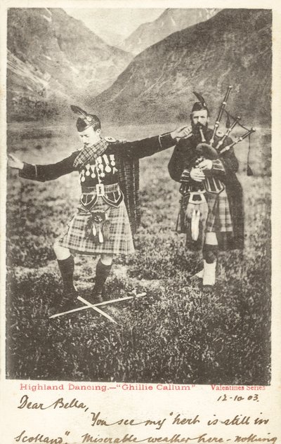 Ylätanssit - "Ghillie Callum" (s/w-kuva) tekijältä English Photographer