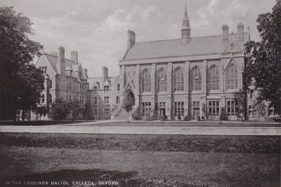 Grounds Balliol Collegessa, Oxfordissa tekijältä English Photographer