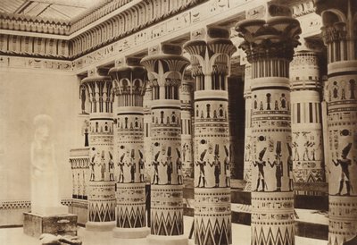 Egyptiläisen museon sisätilat Philae Porticon kanssa tekijältä English Photographer