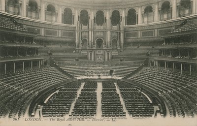 Lontoon Royal Albert Hallin sisustus tekijältä English Photographer