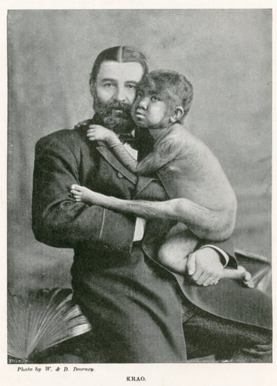 Krao, The Missing Link, esillä Aquariumissa, Westminster, Lontoo, vuonna 1887 tekijältä English Photographer