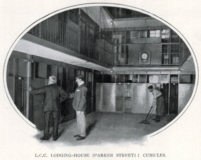L.C.C. Majoitustalo (Parker Street): Mökit (m/w kuva) tekijältä English Photographer