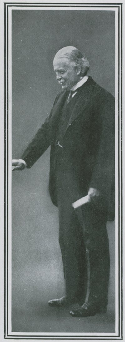 Lady Nancy Astorsin sponsori, Lloyd George tekijältä English Photographer
