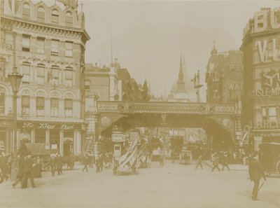 Ludgate Sirkus tekijältä English Photographer