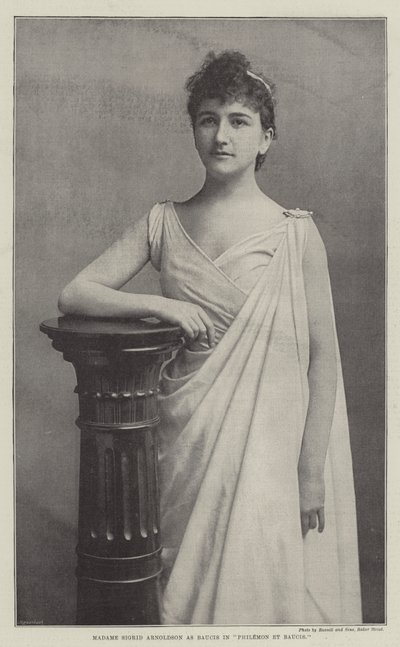 Madame Sigrid Arnoldson Baucisina elokuvassa Philemon et Baucis tekijältä English Photographer