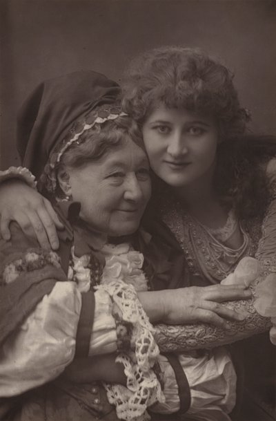 Mary Anderson ja rouva Stirling tekijältä English Photographer