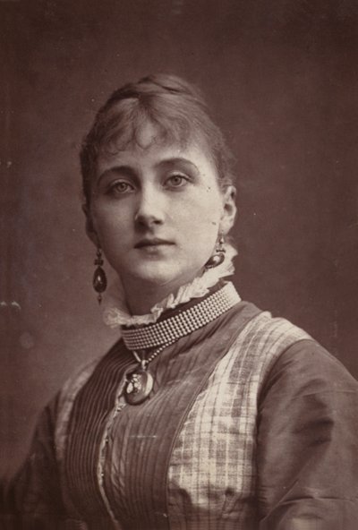 Maud Branscombe tekijältä English Photographer