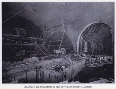Mersey-tunneli: Tierakennus yhdessä risteyskammioista (m/w kuva) tekijältä English Photographer