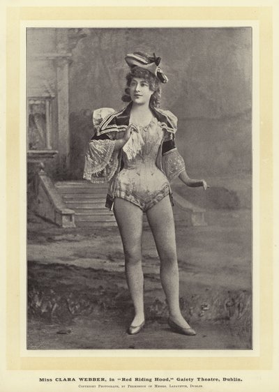 Neiti Clara Webber, romaanissa Punahilkka, Gaiety-teatteri, Dublin. tekijältä English Photographer