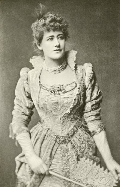 Miss Ellen Terry hahmona Beatrice (syväpaino) tekijältä English Photographer