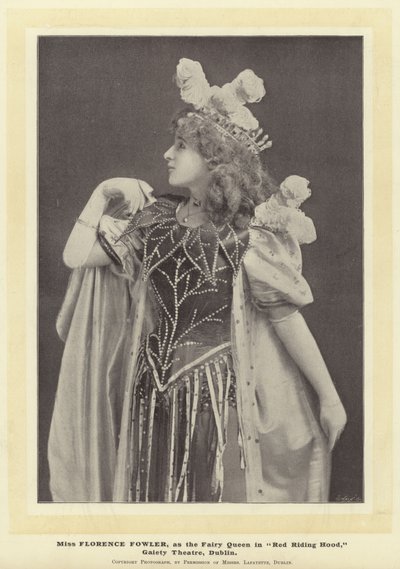 Miss Florence Fowler keijukuningattarena Red Riding Hoodissa, Gaiety Theatre, Dublin tekijältä English Photographer