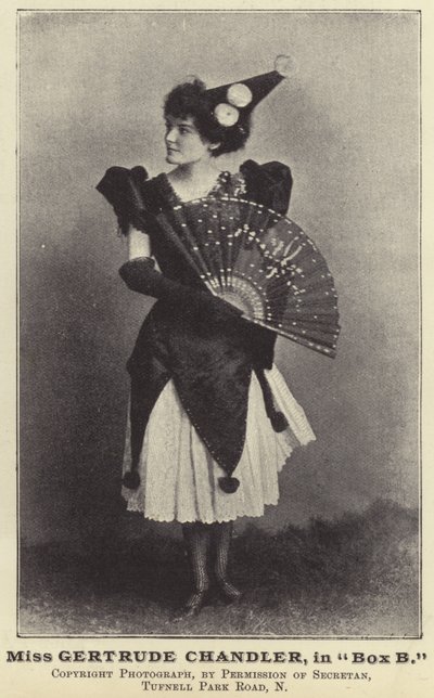 Neiti Gertrude Chandler, laatikossa B tekijältä English Photographer