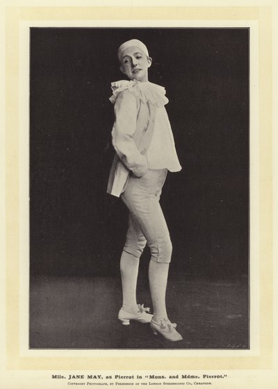 Mlle Jane May Pierrotina Monsissa ja Mdme Pierrot tekijältä English Photographer
