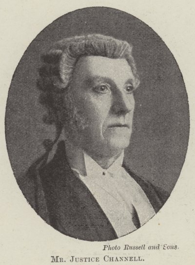 Herra Justice Channell tekijältä English Photographer