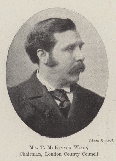 T McKinnon Wood, puheenjohtaja, London County Council tekijältä English Photographer