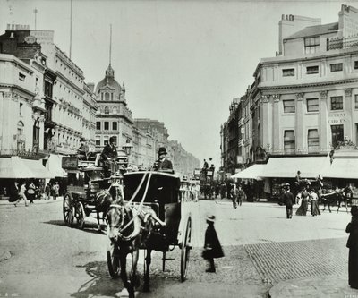 Oxford Circus, Westminster LB: katso itään, 1890 tekijältä English Photographer