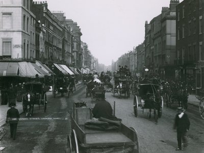 Oxford Street, Lontoo, katsot itään tekijältä English Photographer