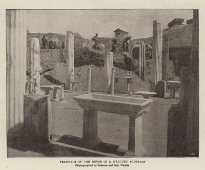Varakkaan pompejalaisen talon peristyyli tekijältä English Photographer