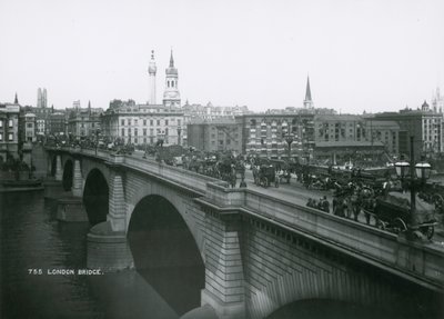 Kuva London Bridgestä tekijältä English Photographer