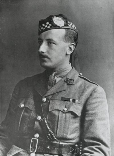 Muotokuva kapteeni Arthur Henderson VC:stä, 2. pataljoona Argyll ja Sutherland Highlanders, 1915 tekijältä English Photographer