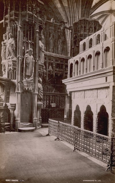 Postikortti, jossa on kuva Henry V Chantryn sisätiloista Westminster Abbeyssa tekijältä English Photographer