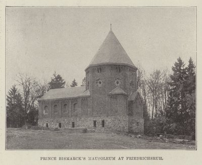 Prinssi Bismarckin mausoleumi Friedrichsruhissa tekijältä English Photographer