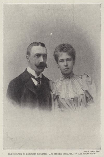 Hohenlohe-Langenburgin prinssi Ernest ja Saksi-Coburg-Gothan prinsessa Alexandra tekijältä English Photographer