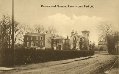 Ravenscourt Square, Ravenscourt Park, Lontoo (m/w kuva) tekijältä English Photographer