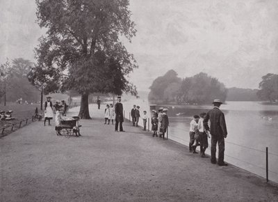 Regents Park, järvi tekijältä English Photographer