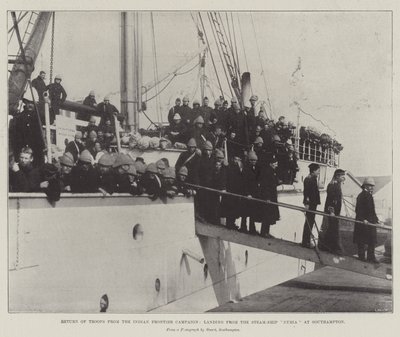 Joukkojen paluu Indian Frontier -kampanjasta, laskeutuminen höyrylaivalta Nubiasta Southamptonissa tekijältä English Photographer