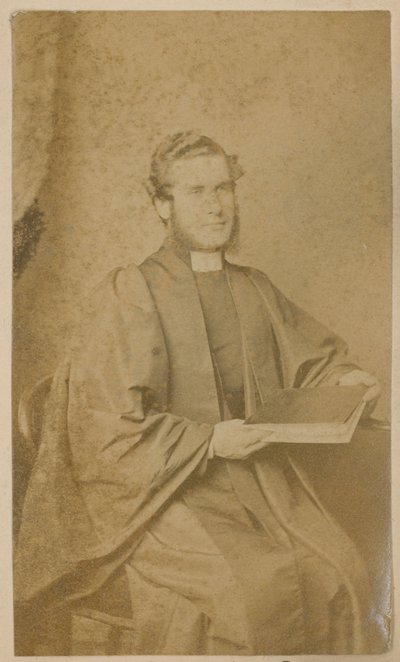 Pastori H Lansdell tekijältä English Photographer
