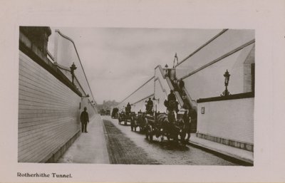 Rotherhithe-tunneli tekijältä English Photographer