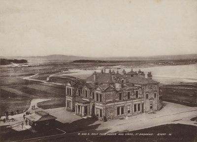 Royal and Ancient Golf Club House and Links, St Andrews tekijältä English Photographer